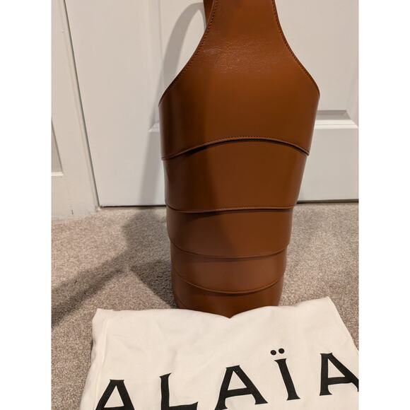 100% BRAND NEW - ALAIA Babel Brown Medium HandBag Bag $2980R! - Picture 7 of 14